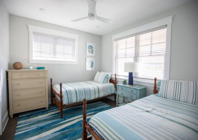 int-2019-11-900px-08