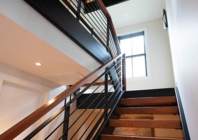 int-2020-08-900px-07